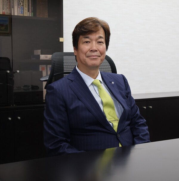 代表取締役社長　金子 哲